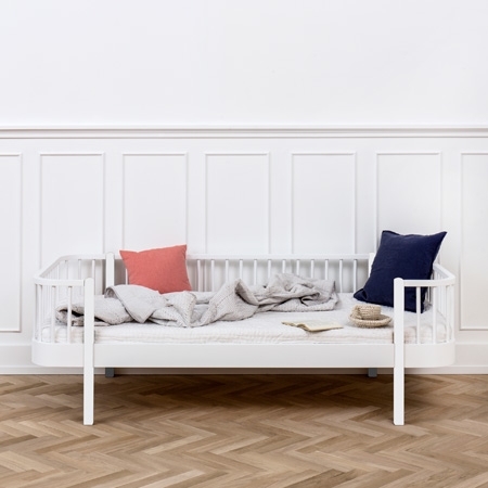 Wood Oliver Furniture Bettsofa - weiß